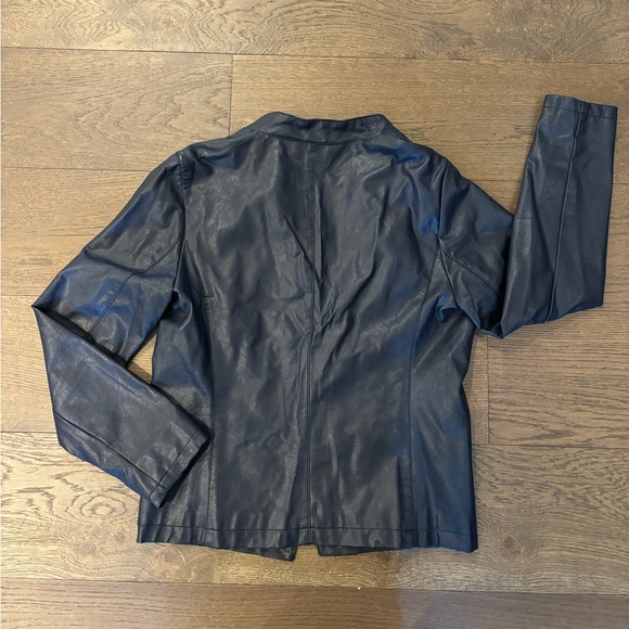 Women’s large Bagatelle blue leather jacket - Picture 5 of 5